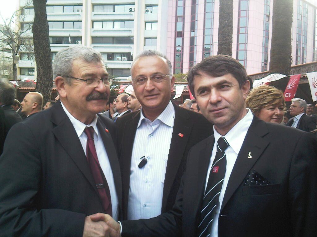 209965_1853772496580_758523_o-1024x768 CHP İzmir