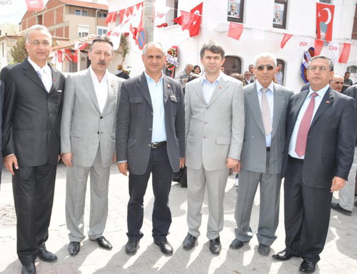 7 CHP İzmir Milletvekilleri