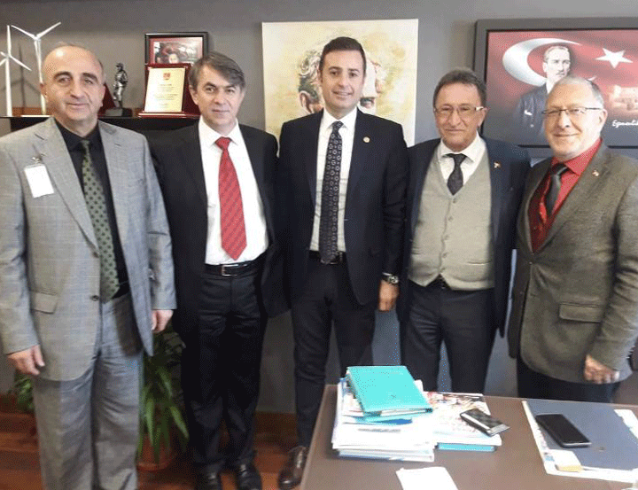 9 CHP İzmir Milletvekilleri